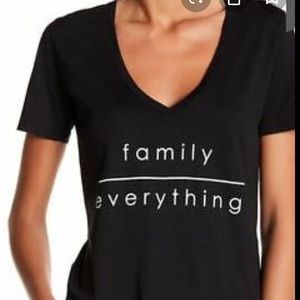 NWT PAECE LOVE WORLD V-NECK FAMILY EVERYTHING S